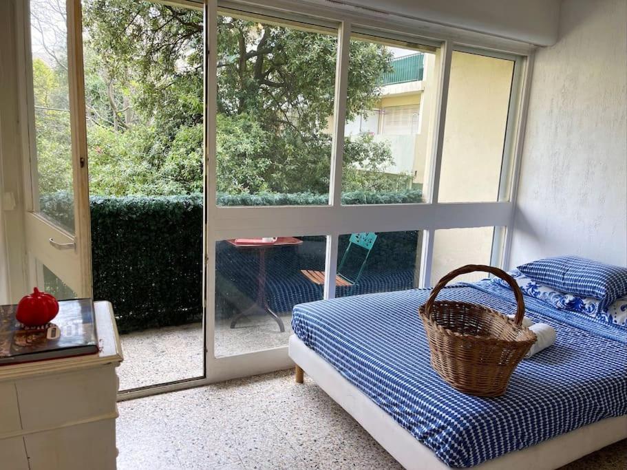 Studio Au Coeur D'Aix Avec Balcon Et Parking Aix-en-Provence Bagian luar foto